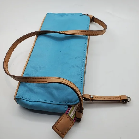 Tommy Hilfiger small purse  blue 💙 - Picture 8 of 13